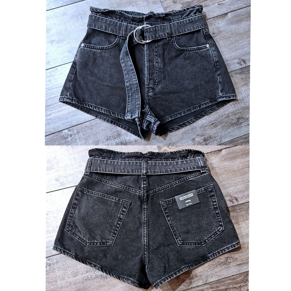 NWT* DIVIDED Belted Black Wash High Waist Denim Shorts Size 4